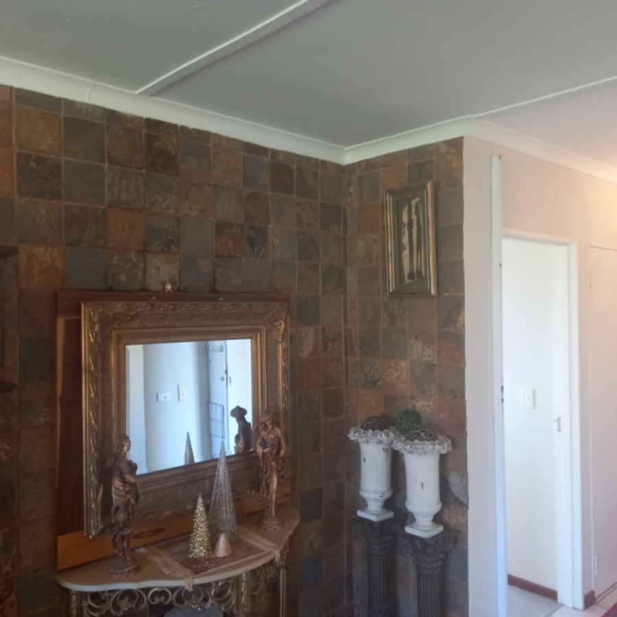 3 Bedroom Property for Sale in Vredenburg Western Cape